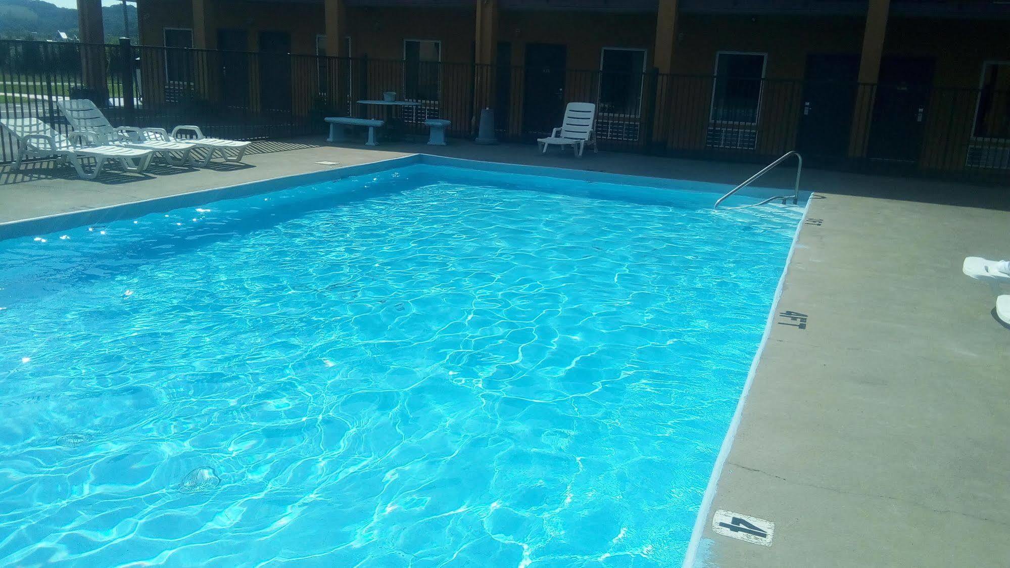 Travelers Inn Elizabethton Exterior photo